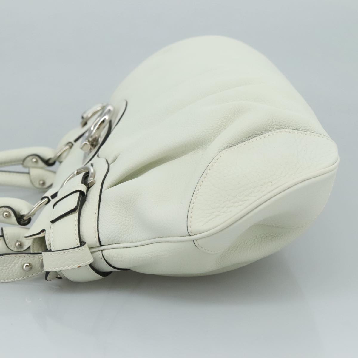 Salvatore Ferragamo Gancini White Leather Handbag (Pre-Owned)