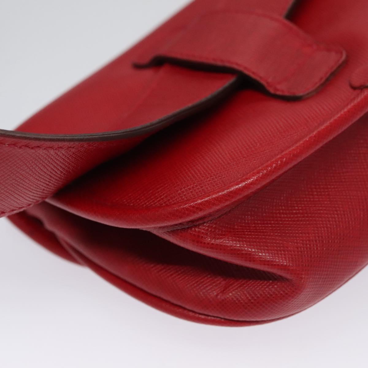 Gucci Bamboo Red Leather Shoulder Bag (Pre-Owned)
