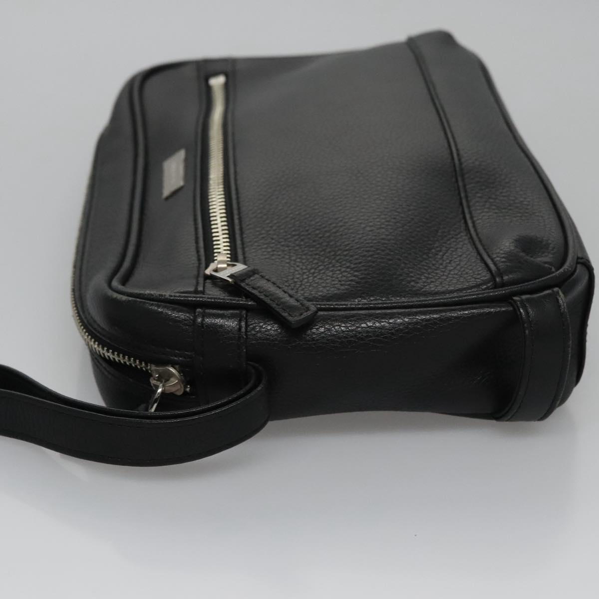 Burberry Black Leather Clutch Bag (Pre-Owned)