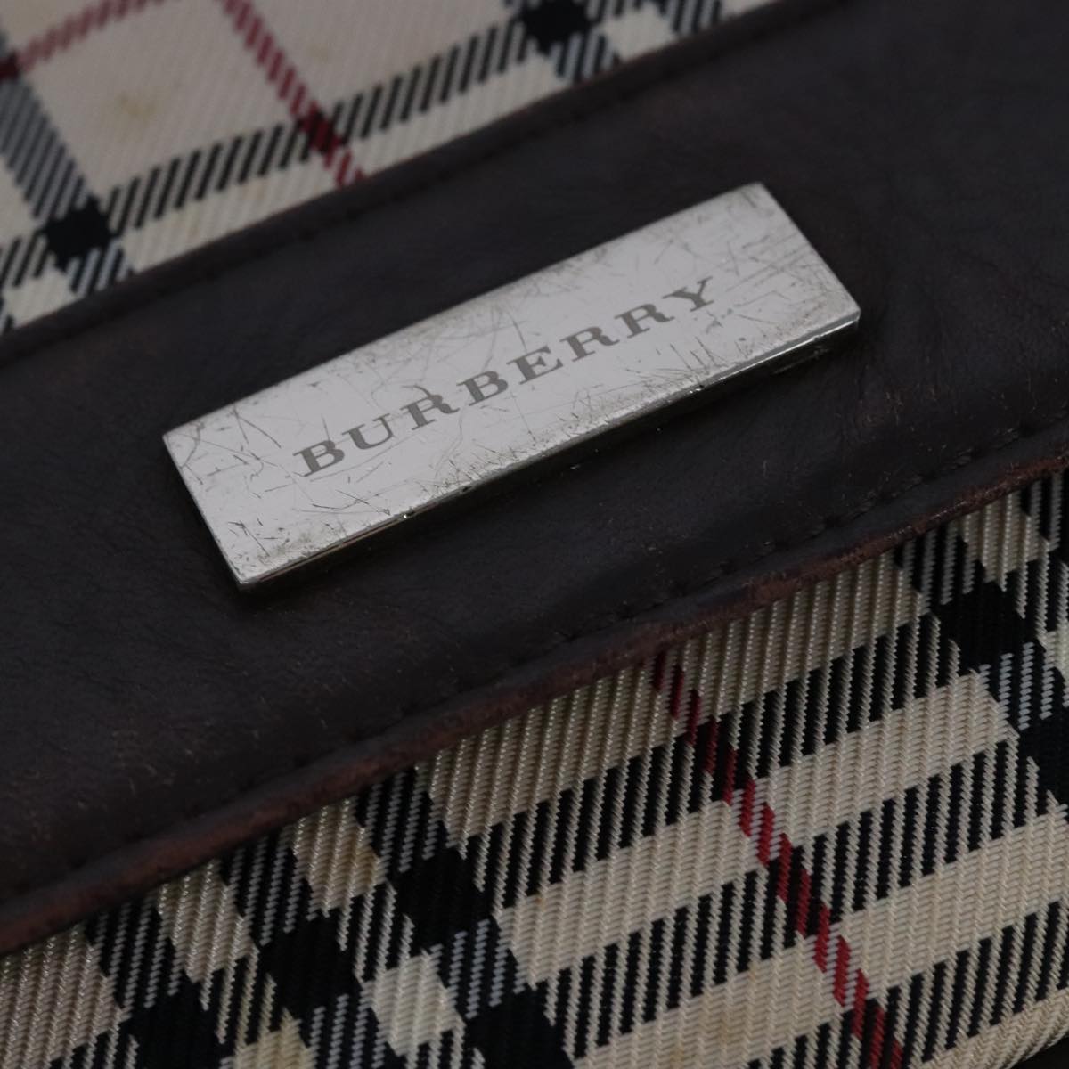 Burberry Nova Check Beige Canvas Shoulder Bag (Pre-Owned)