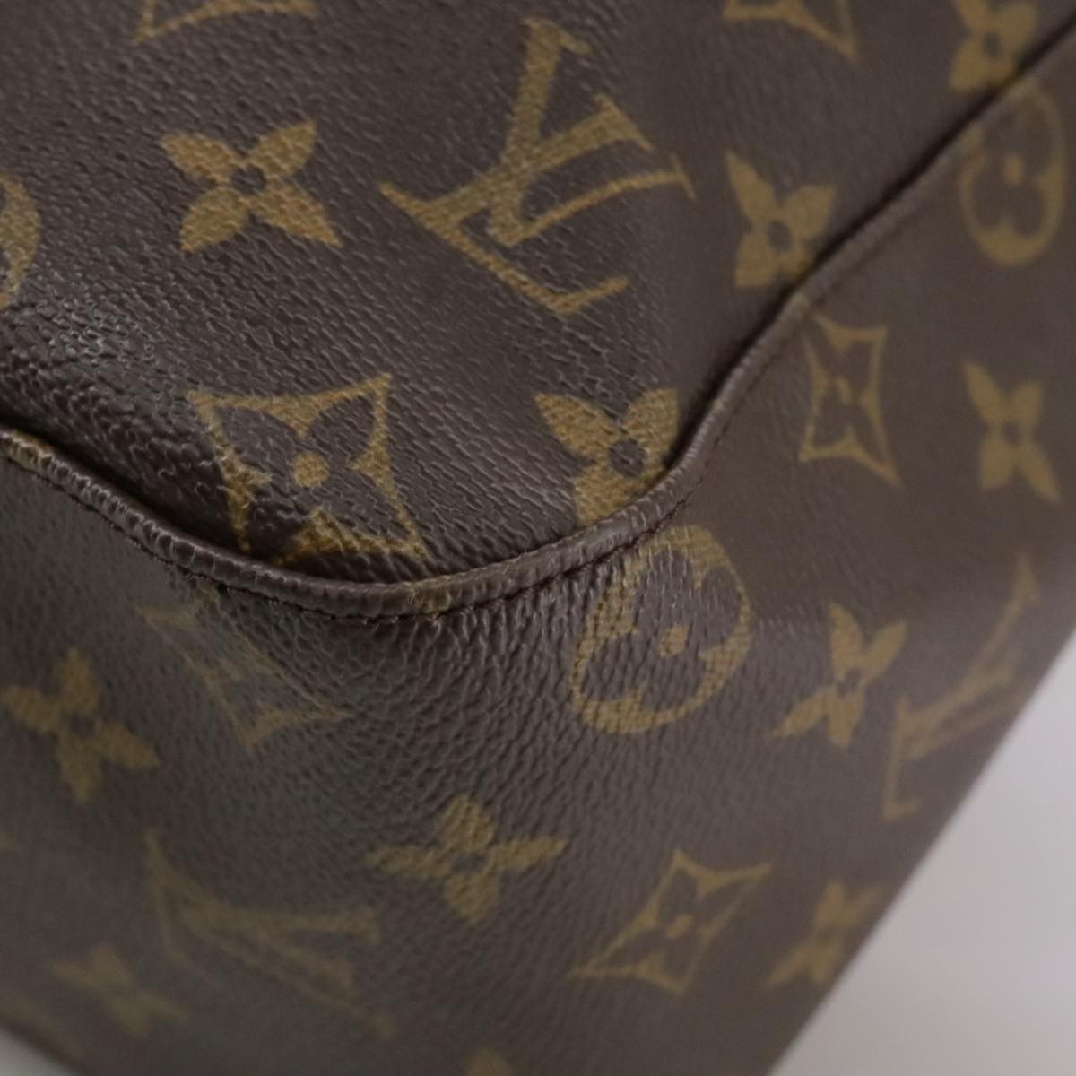 Louis Vuitton Looping Gm Brown Canvas Shoulder Bag (Pre-Owned)