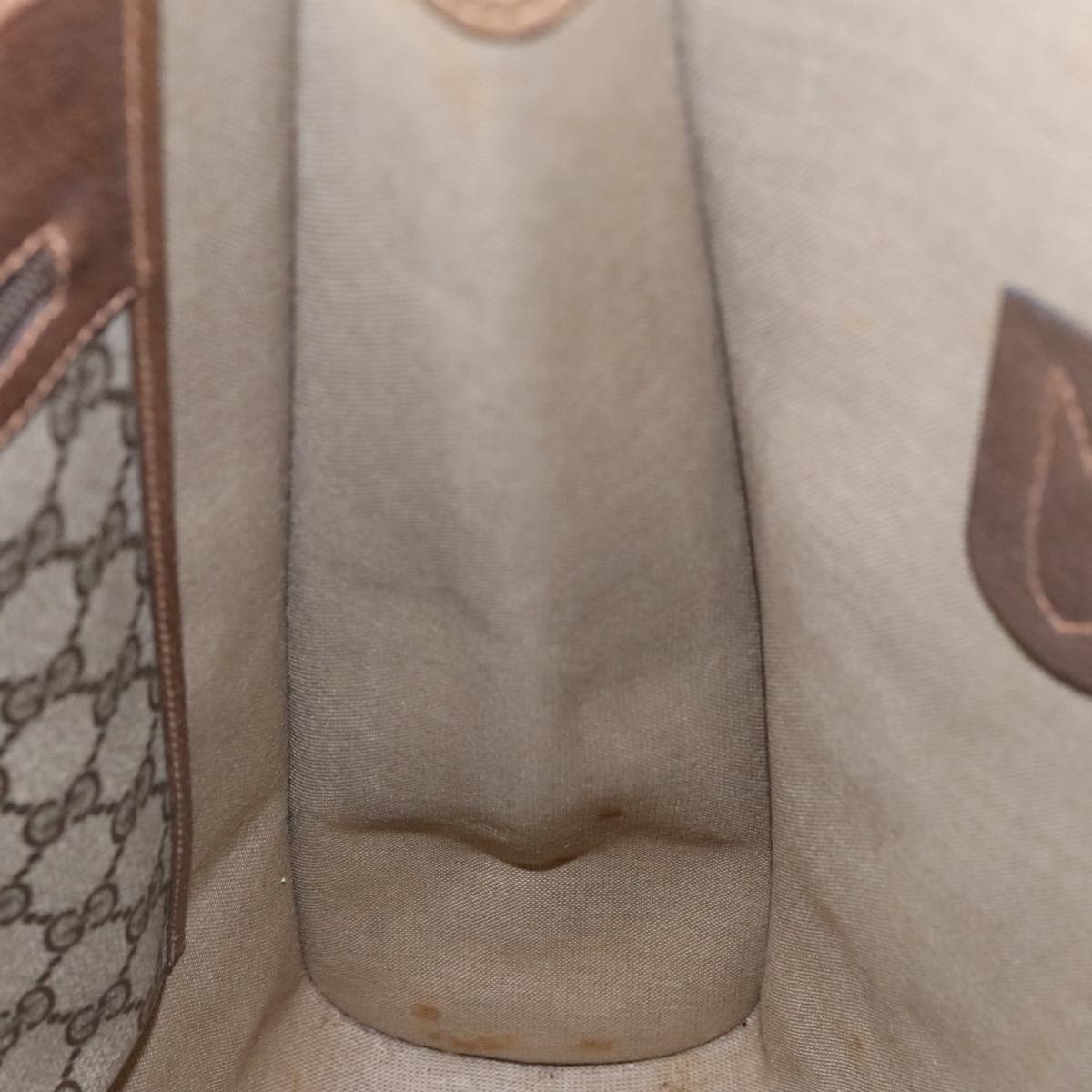 Gucci Cabas Beige Canvas Tote Bag (Pre-Owned)