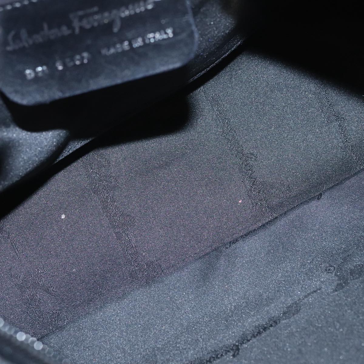 Salvatore Ferragamo Grey Wool Shoulder Bag (Pre-Owned)