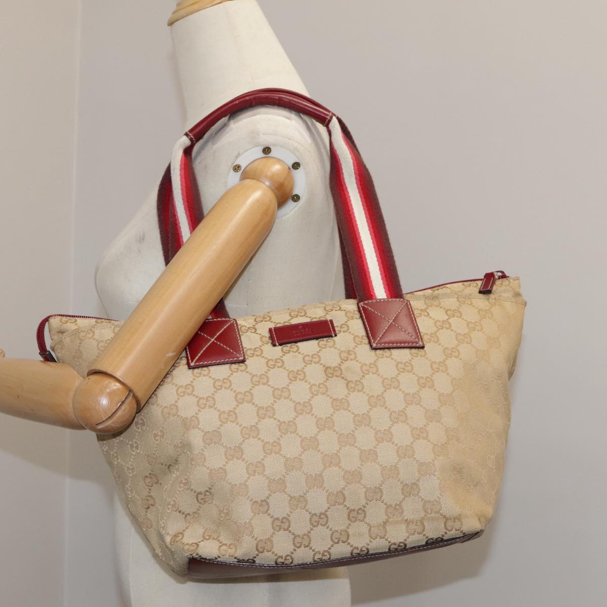 Gucci Gg Canvas Beige Canvas Tote Bag (Pre-Owned)