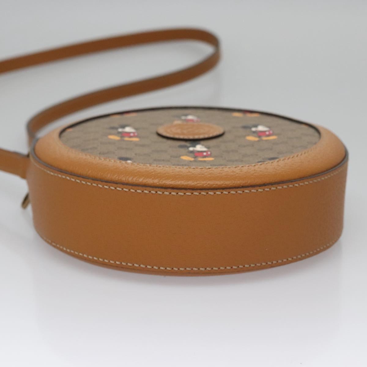 Gucci Disney X Gucci Beige Wicker Shoulder Bag (Pre-Owned)