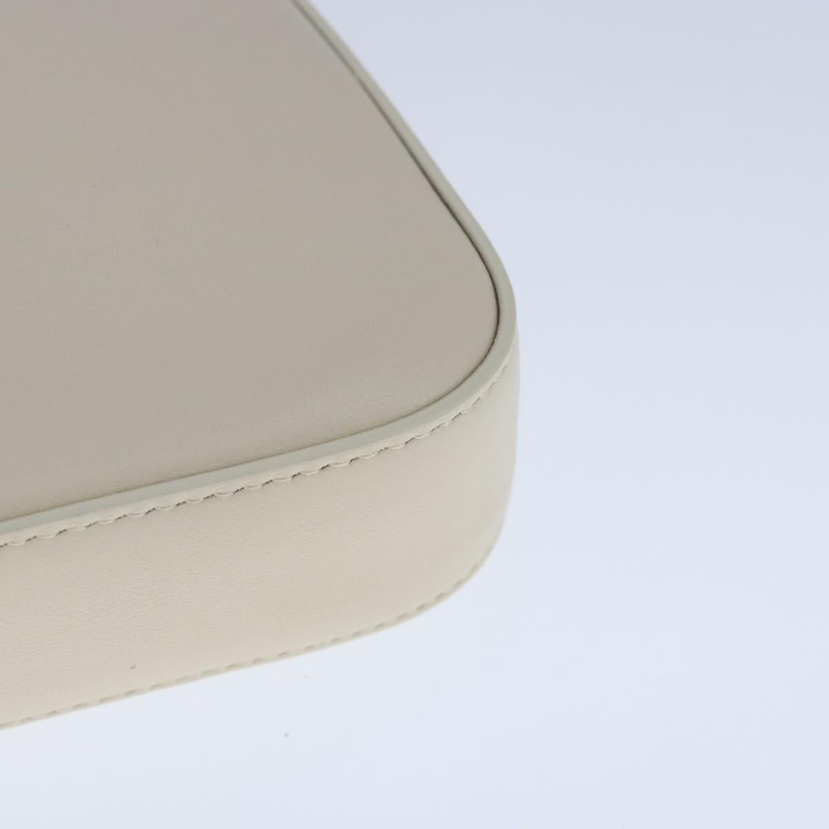 Bulgari Serpenti White Leather Handbag (Pre-Owned)
