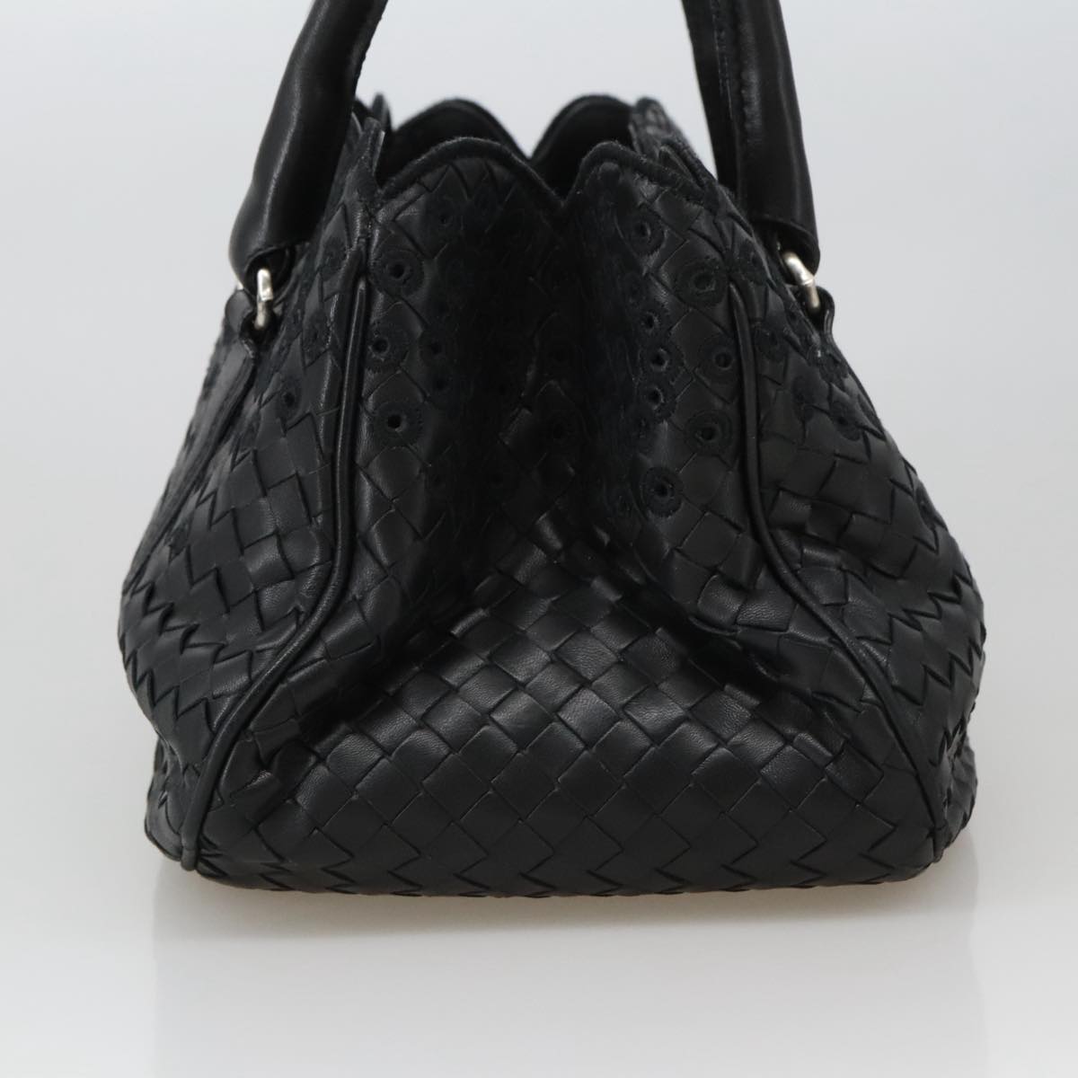 Bottega Veneta Intrecciato Black Leather Handbag (Pre-Owned)
