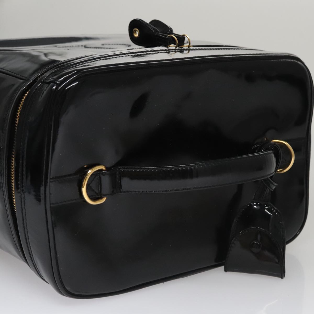 Chanel Vanity Black Patent Leather Clutch Bag (Pre-Owned)