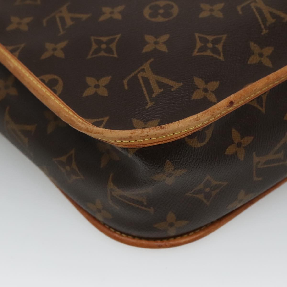 Louis Vuitton Bosphore Brown Canvas Shoulder Bag (Pre-Owned)