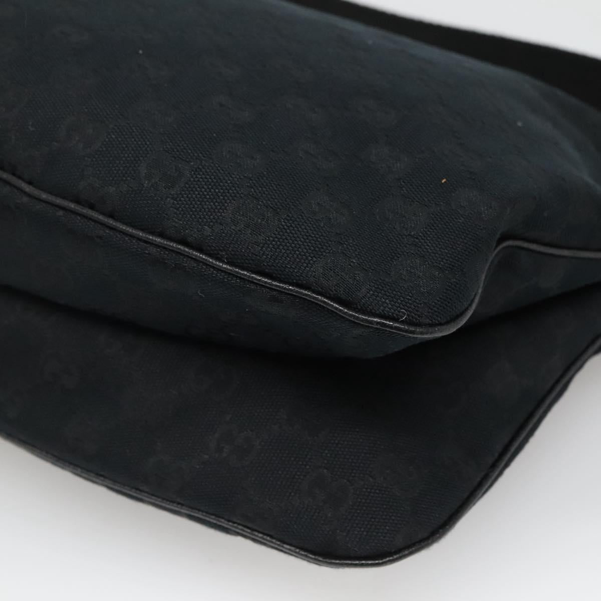 Gucci Gg Canvas Black Canvas Clutch Bag (Pre-Owned)