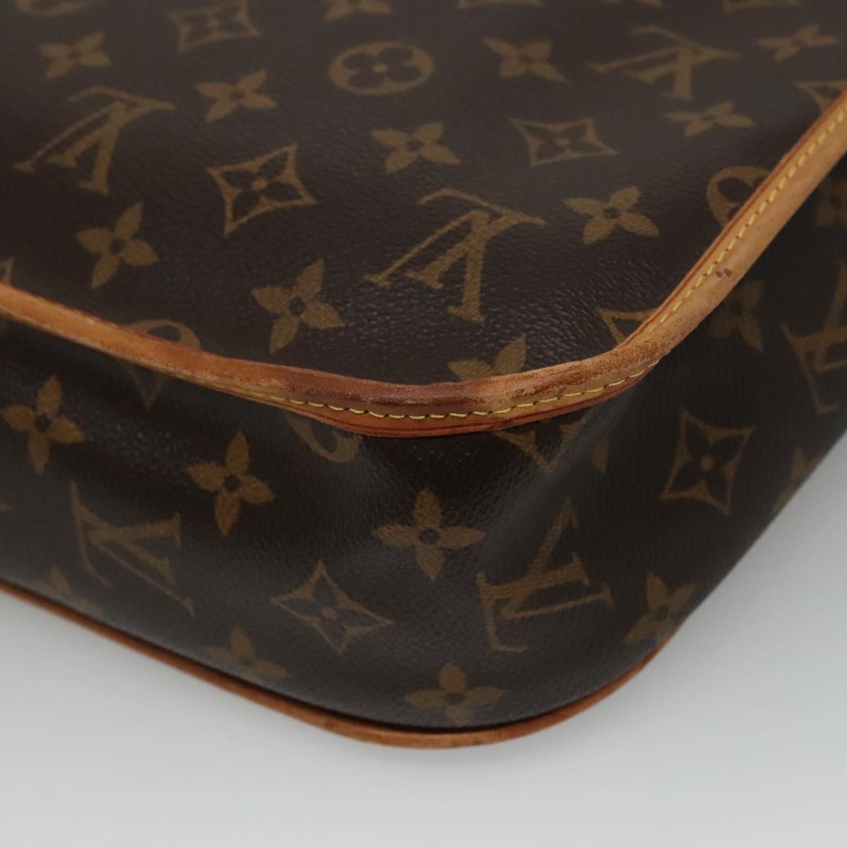 Louis Vuitton Bosphore Brown Canvas Shoulder Bag (Pre-Owned)