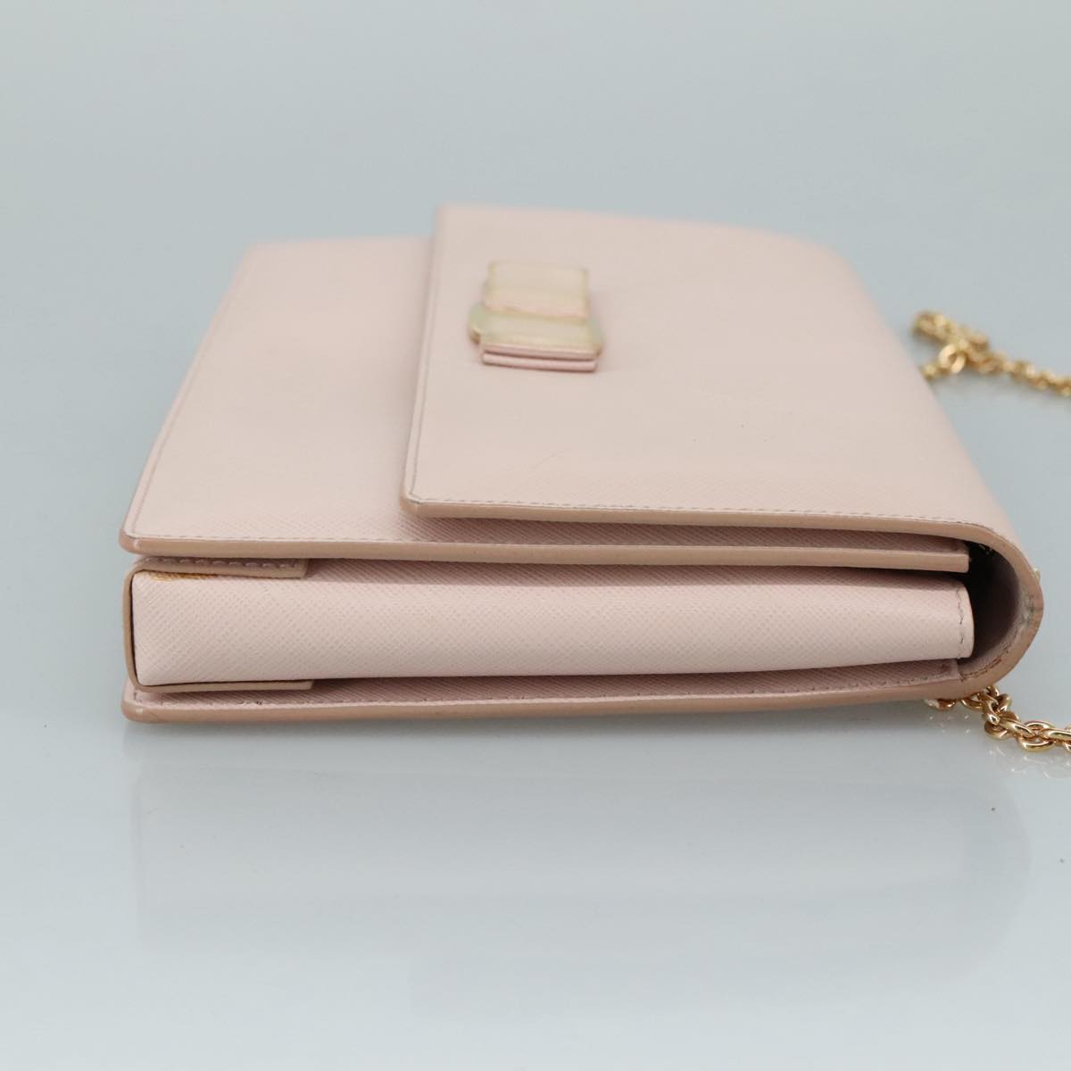Salvatore Ferragamo Ginny Pink Leather Shoulder Bag (Pre-Owned)