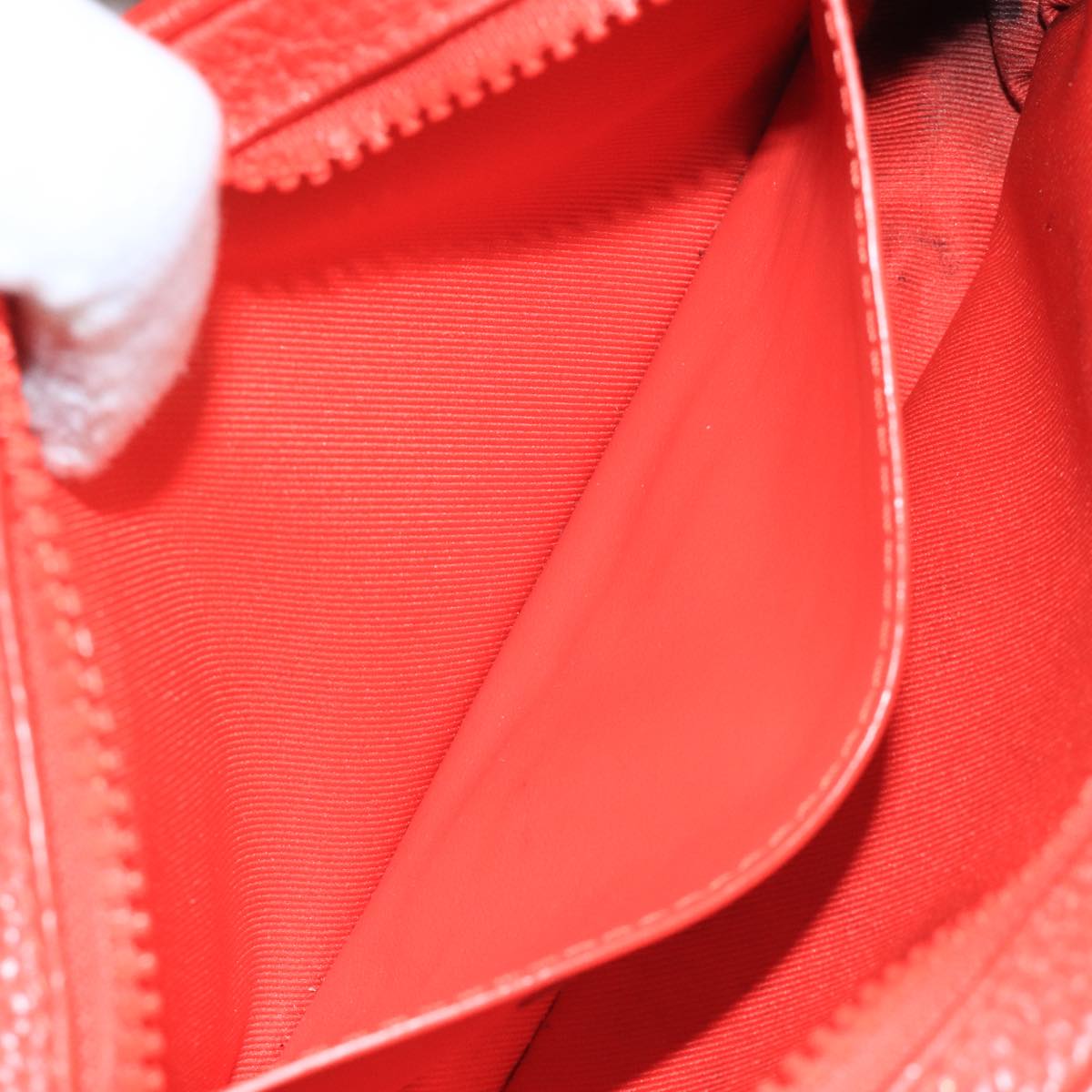 Louis Vuitton Pochette Volga Red Leather Clutch Bag (Pre-Owned)