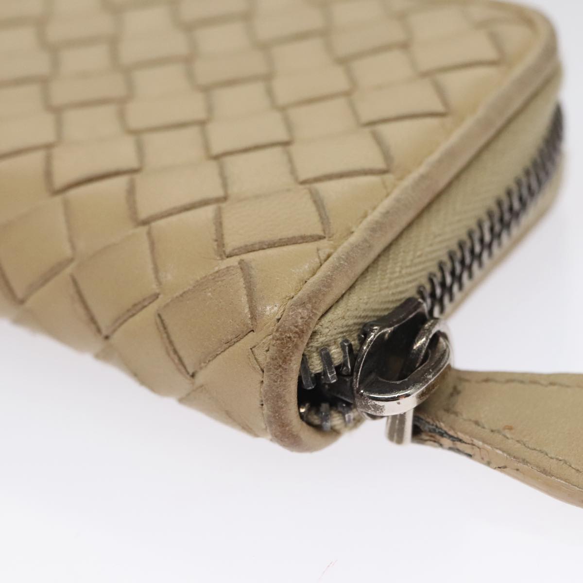 Bottega Veneta Intrecciato Beige Leather Wallet (Pre-Owned)