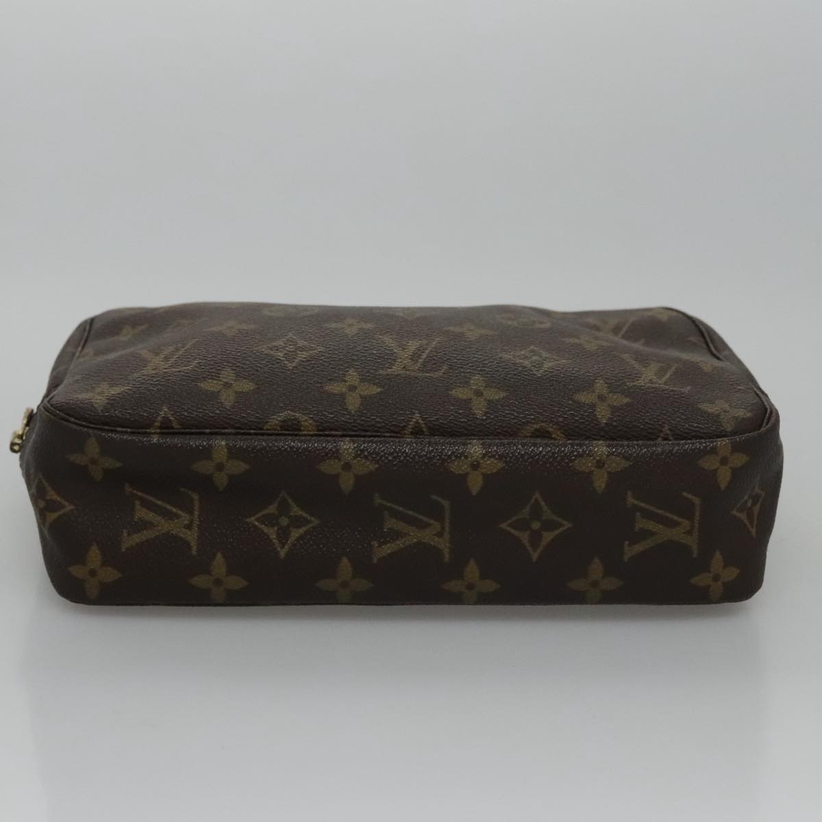 Louis Vuitton Truth Toilette 23 Brown Canvas Clutch Bag (Pre-Owned)