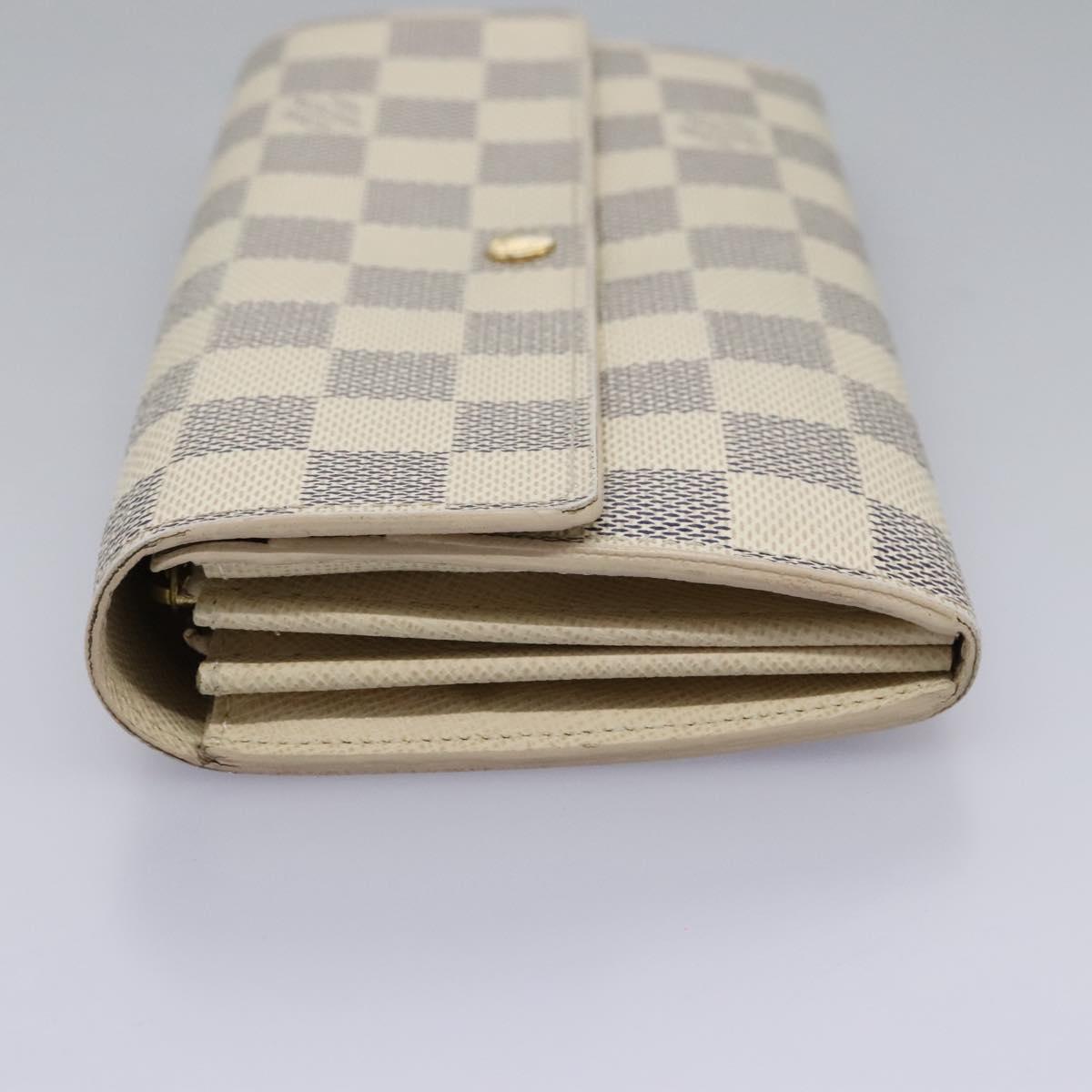 Louis Vuitton Sarah White Canvas Wallet (Pre-Owned)