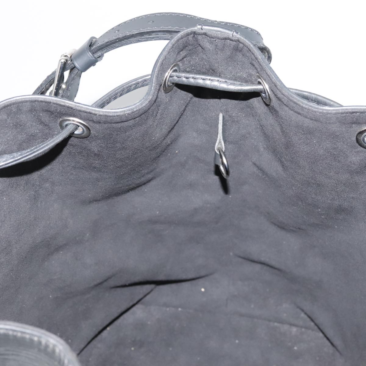 Louis Vuitton Petit Noé Black Leather Shoulder Bag (Pre-Owned)