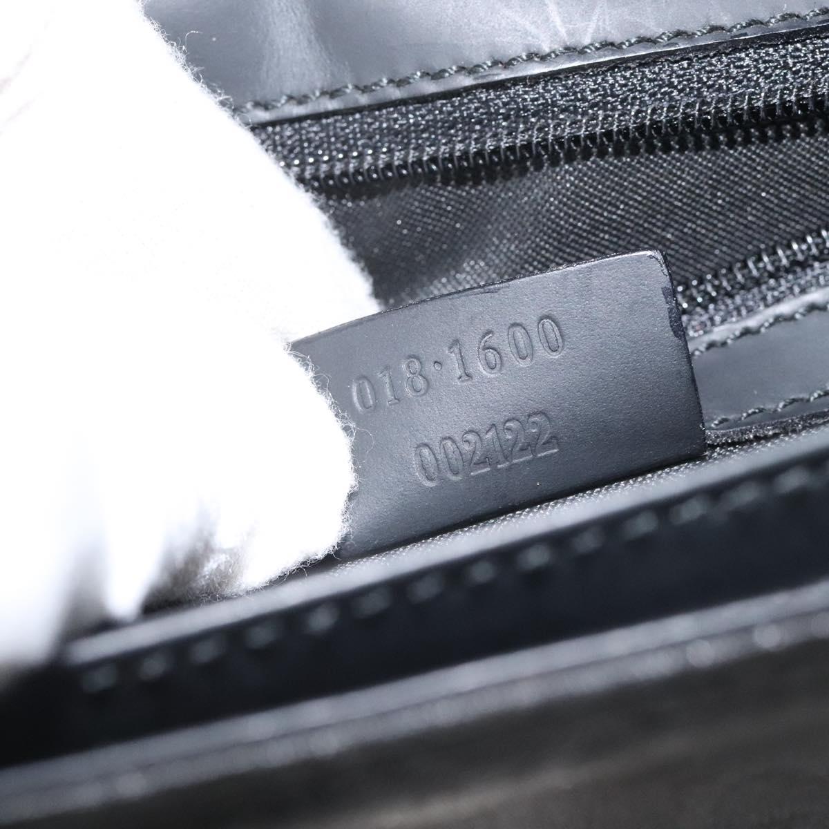 Gucci Gg Canvas Black Canvas Clutch Bag (Pre-Owned)