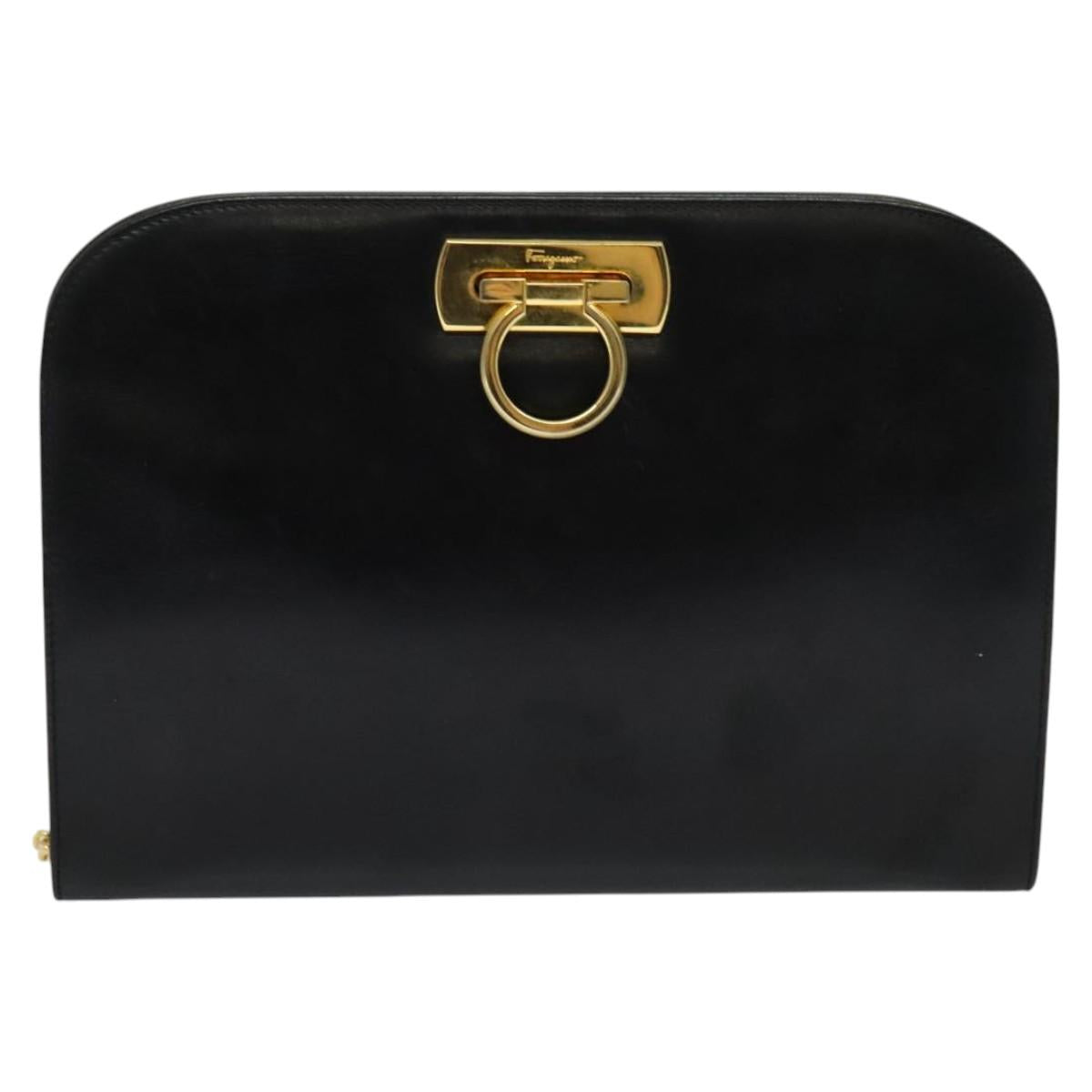 Salvatore Ferragamo Gancini Black Leather Shoulder Bag (Pre-Owned)
