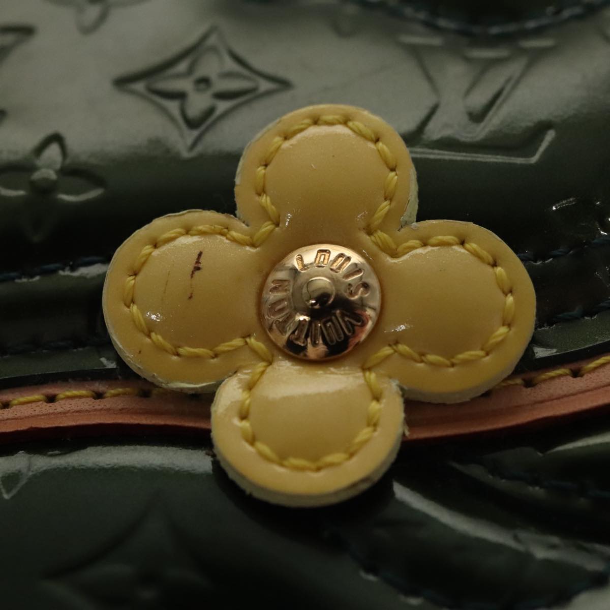 Louis Vuitton Conte De Fées Green Patent Leather Shoulder Bag (Pre-Owned)
