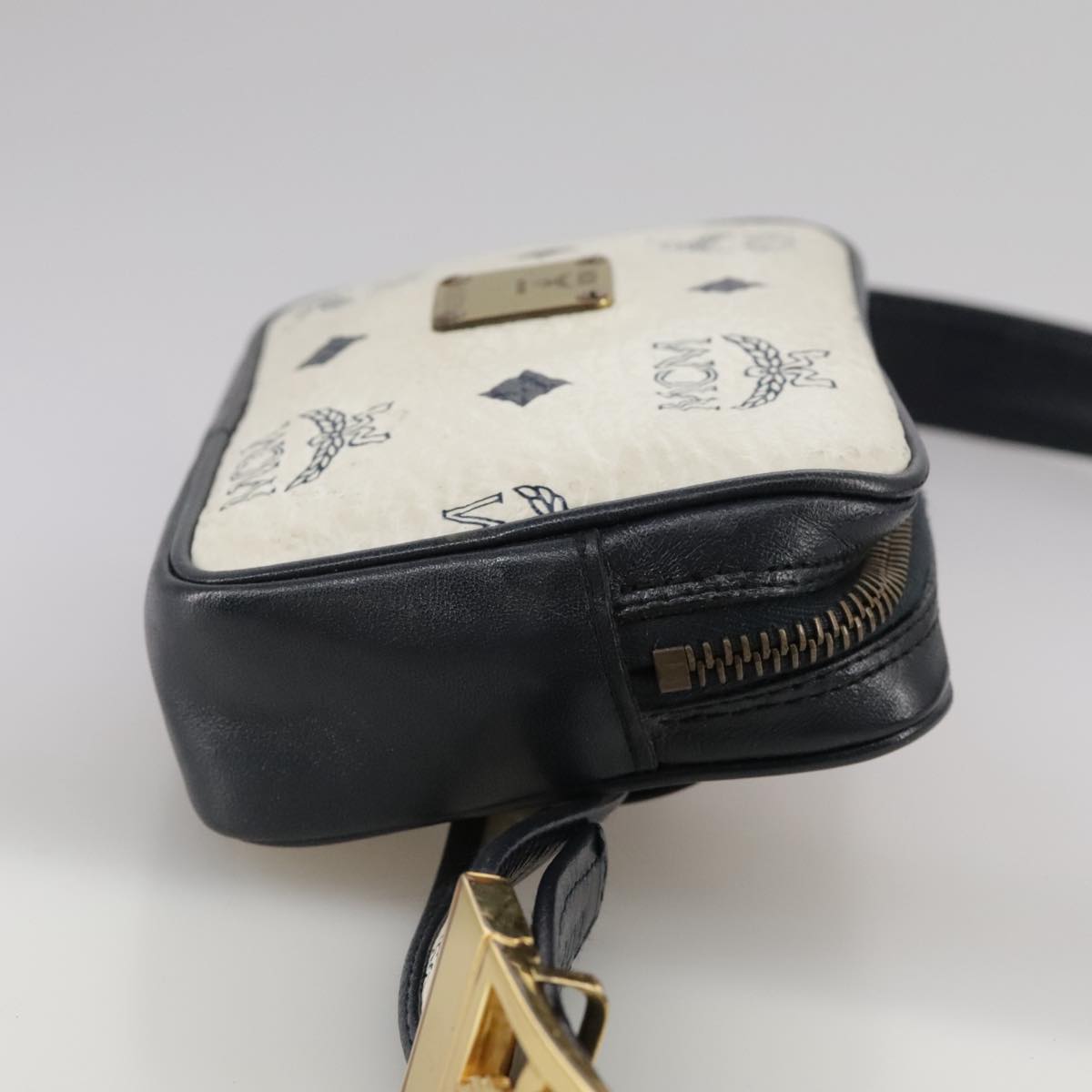 MCM Visetos White Canvas Shoulder Bag (Pre-Owned)