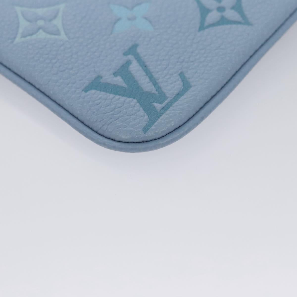 Louis Vuitton Trio Pouch Blue Leather Clutch Bag (Pre-Owned)