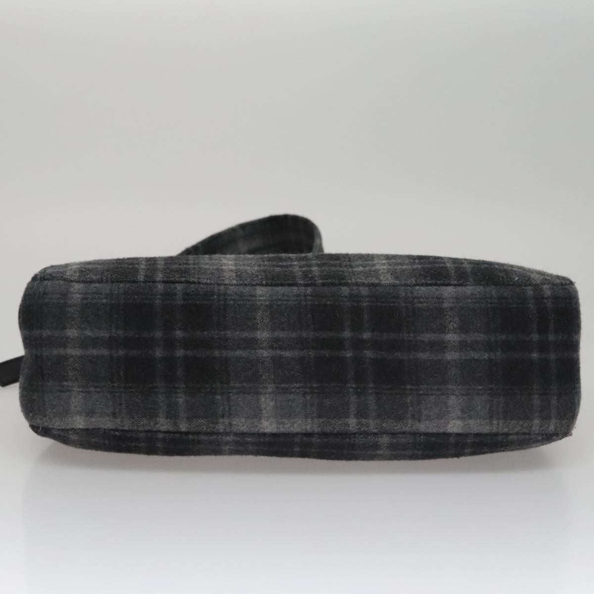 Salvatore Ferragamo Grey Wool Shoulder Bag (Pre-Owned)