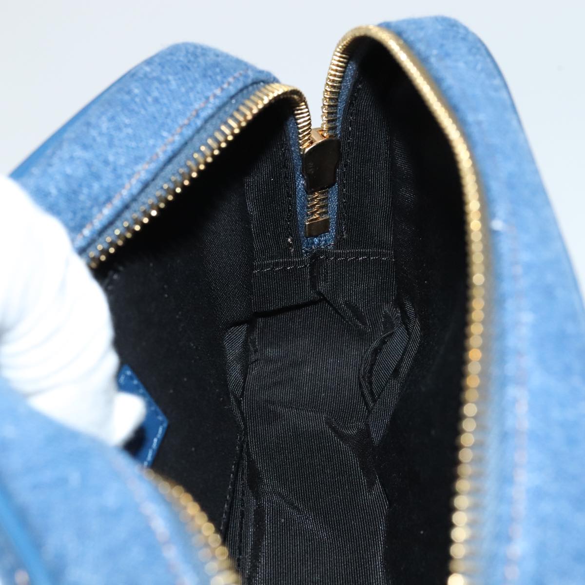 Versace Blue Denim - Jeans Shoulder Bag (Pre-Owned)