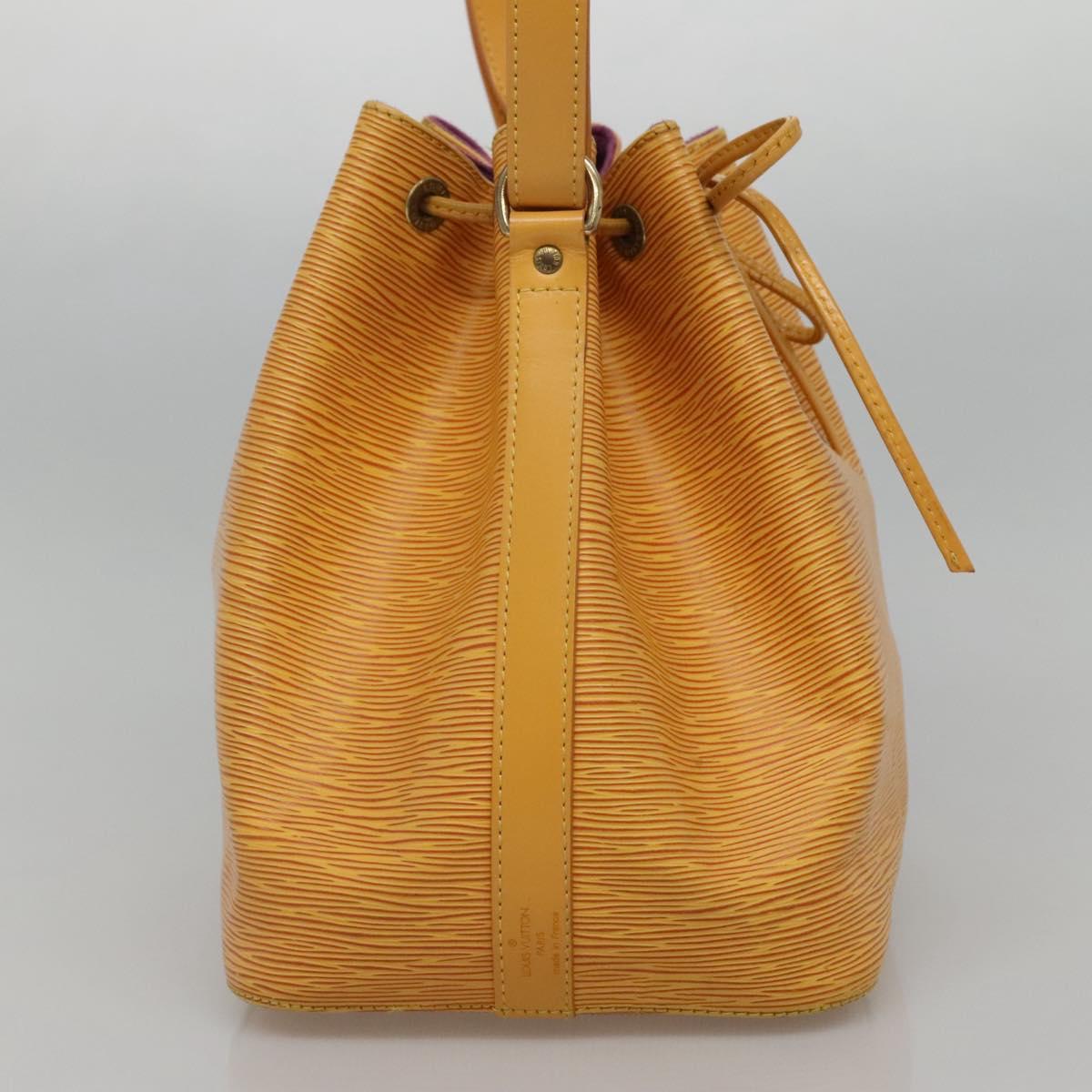 Louis Vuitton Noé Yellow Leather Shoulder Bag (Pre-Owned)