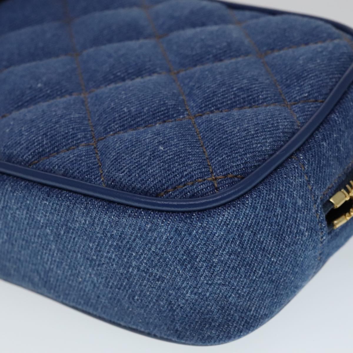 Versace Blue Denim - Jeans Shoulder Bag (Pre-Owned)