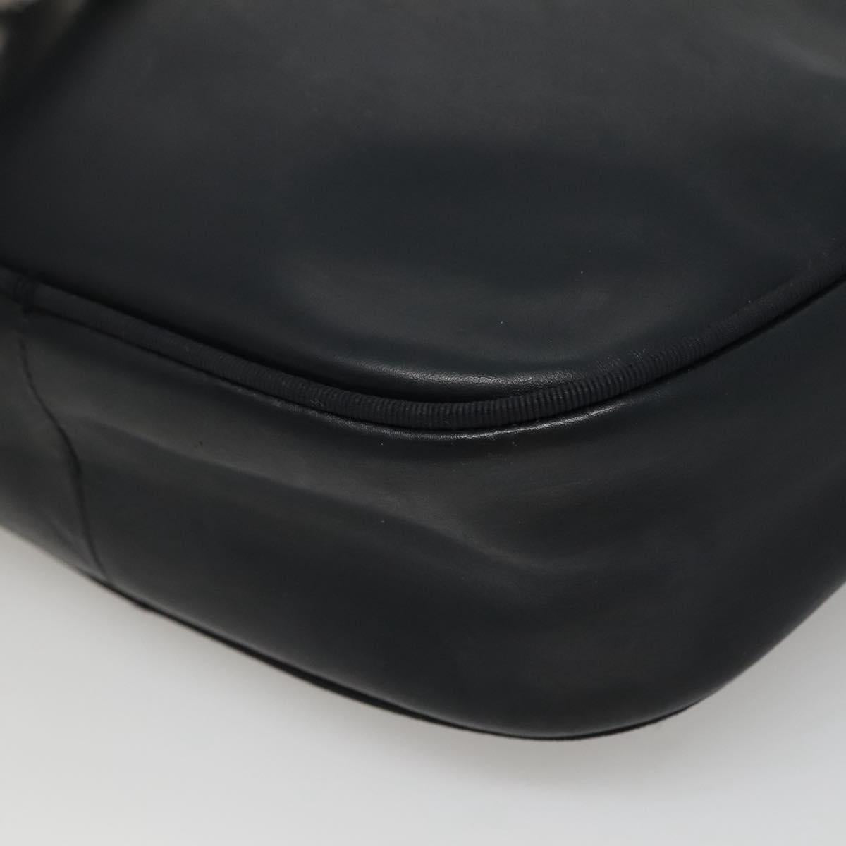 Salvatore Ferragamo Vara Black Leather Shoulder Bag (Pre-Owned)