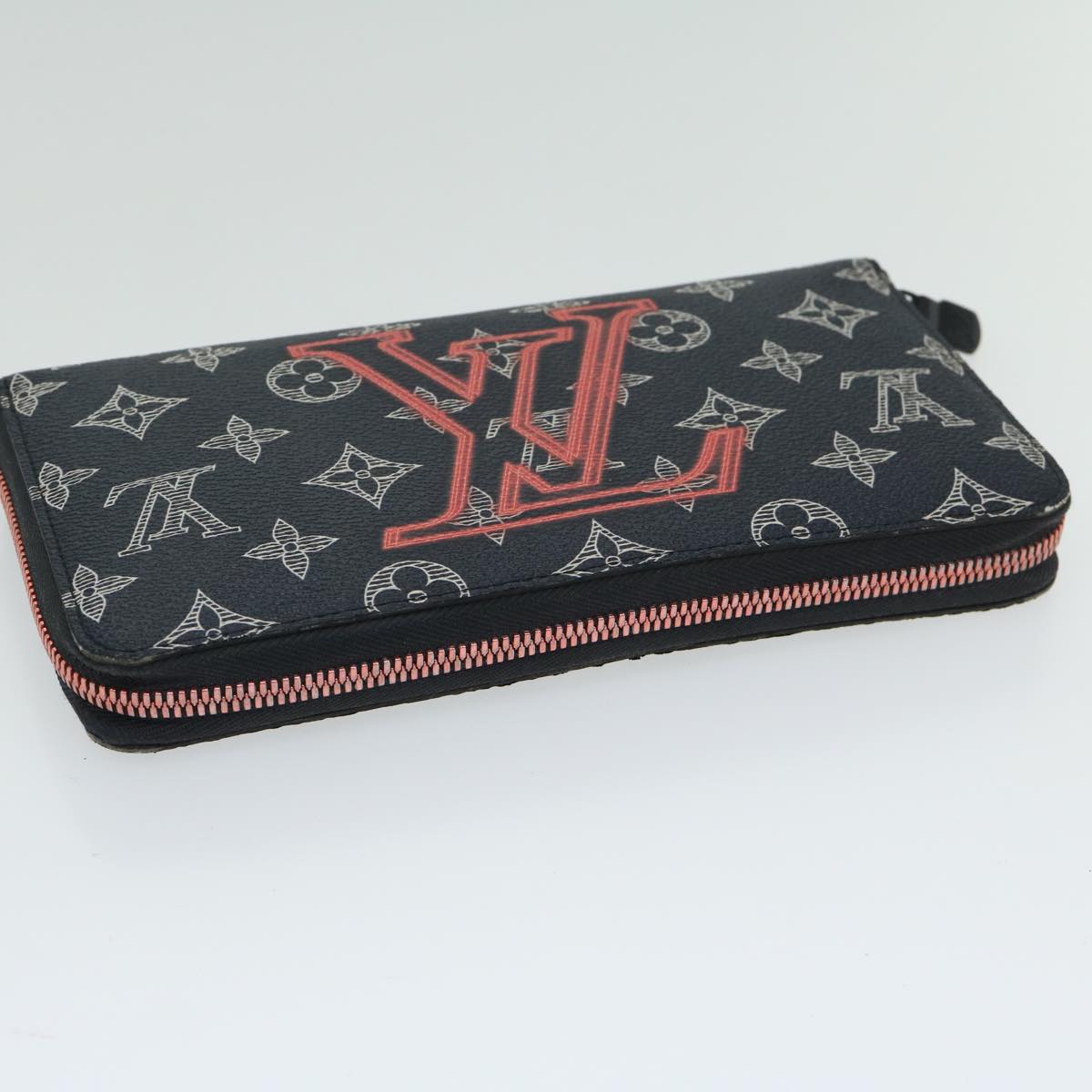 Louis Vuitton Zippy Organizer Black Canvas Wallet (Pre-Owned)