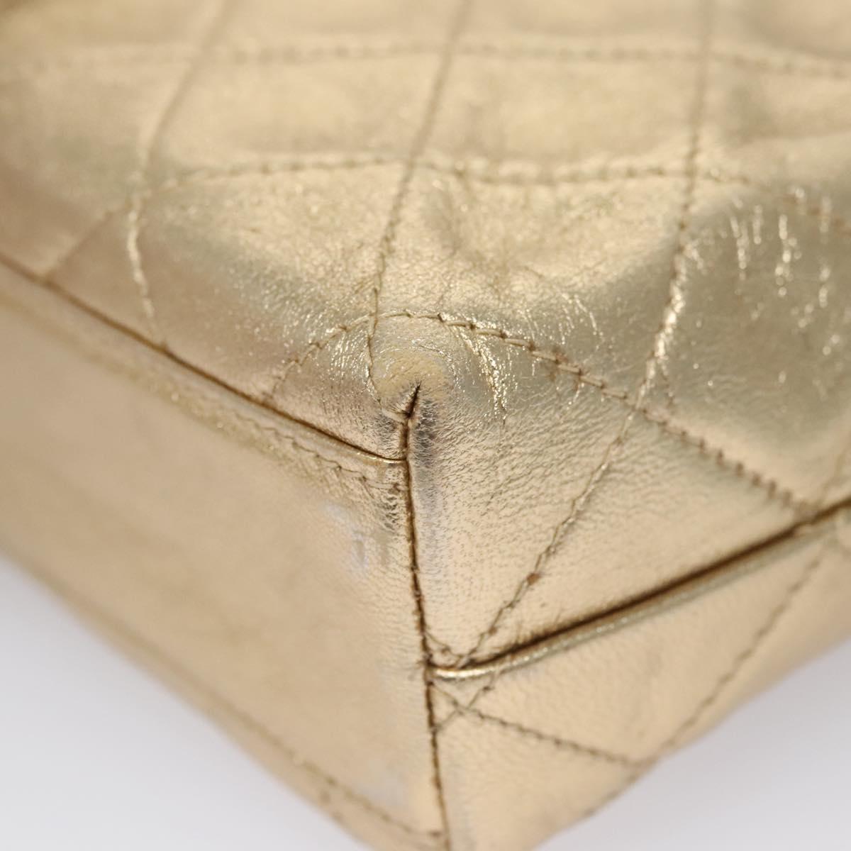 Chanel Quilted Gold Leather Shoulder Bag (Pre-Owned)
