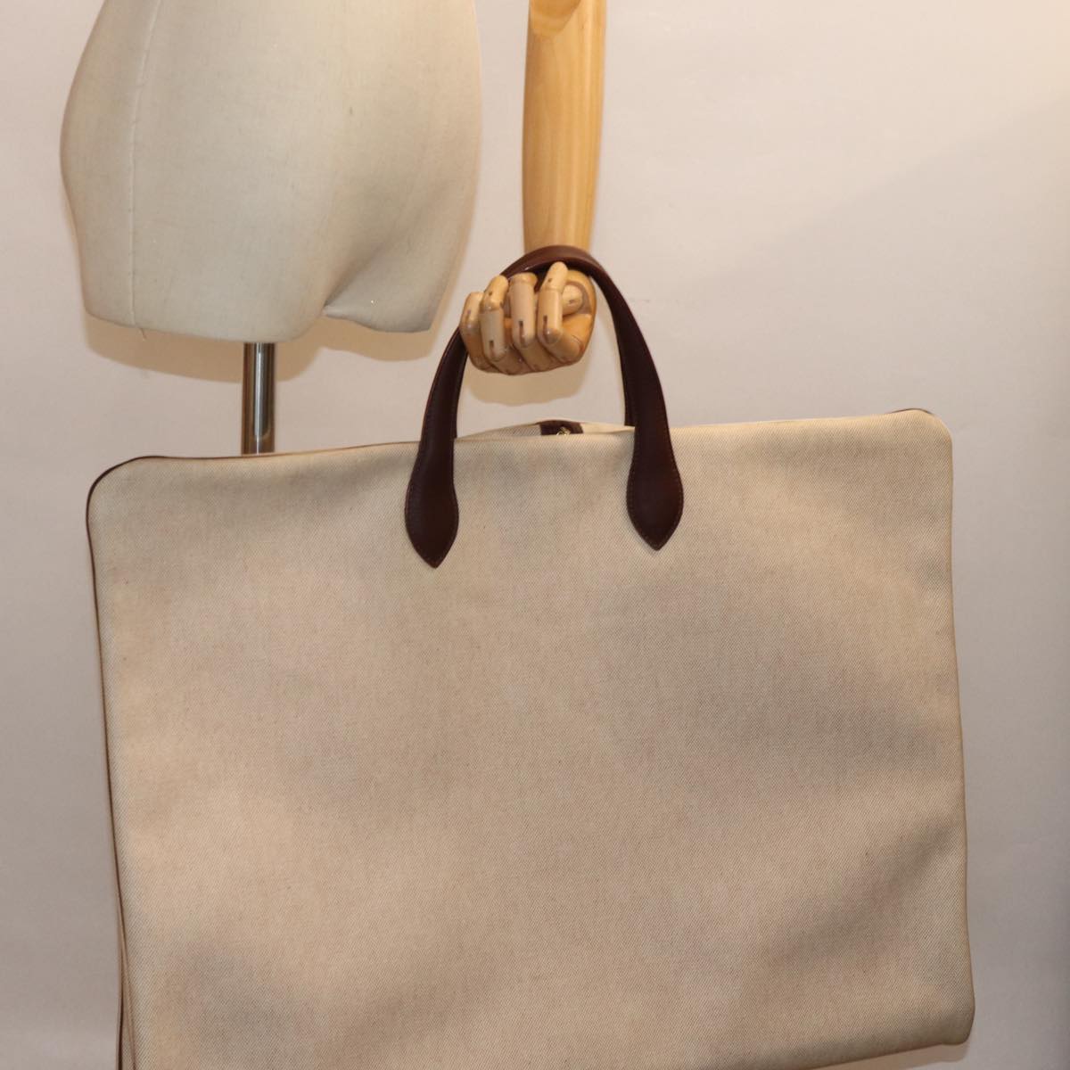 Hermès Beige Canvas Travel Bag (Pre-Owned)