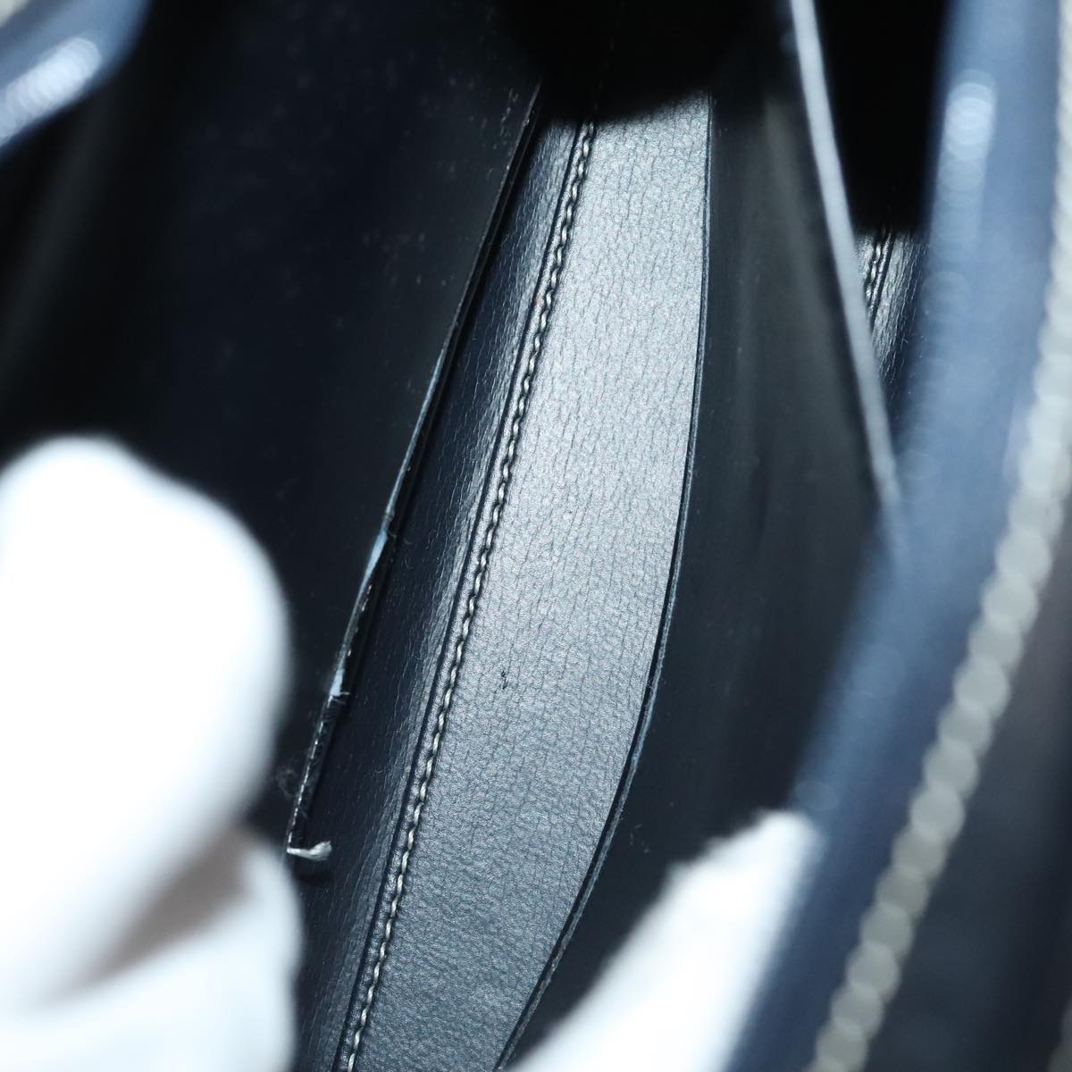 Dior Cd Black Leather Shoulder Bag (Pre-Owned)