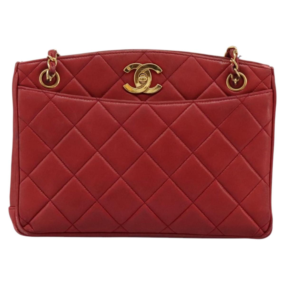 Chanel Matelassé Red Leather Shoulder Bag (Pre-Owned)