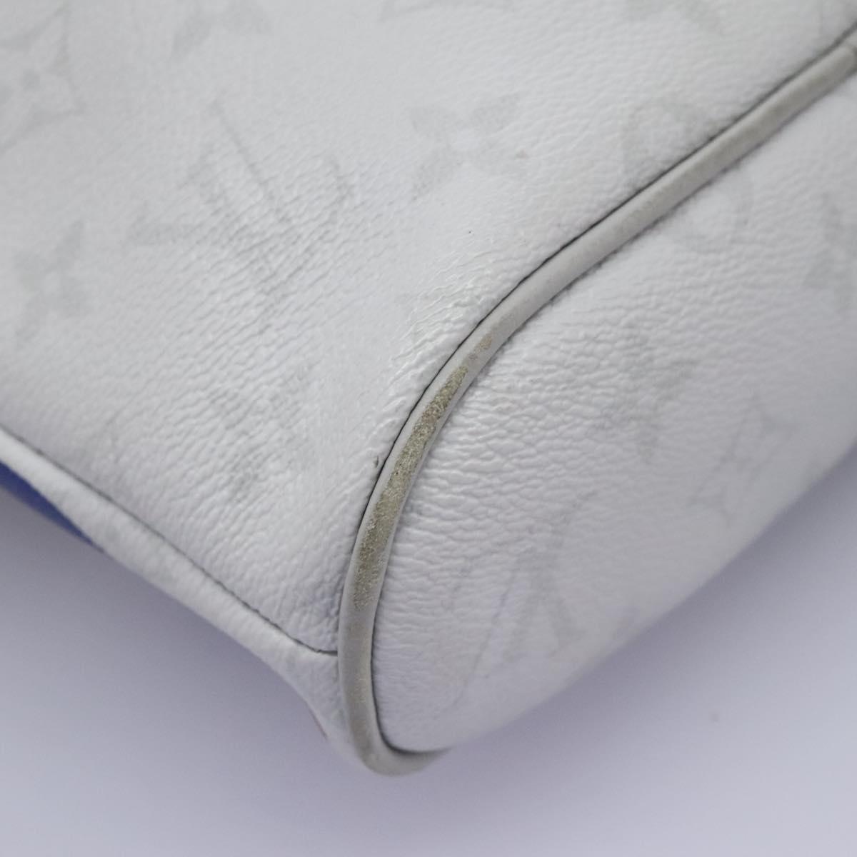 Louis Vuitton Chalk Sling White Canvas Shoulder Bag (Pre-Owned)