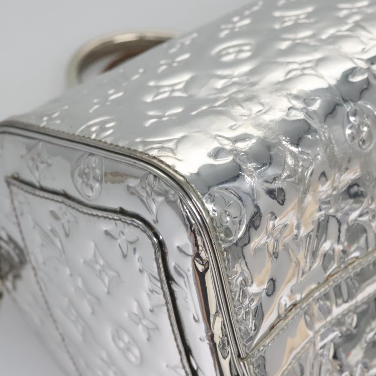Louis Vuitton Speedy 30 Silver Patent Leather Handbag (Pre-Owned)