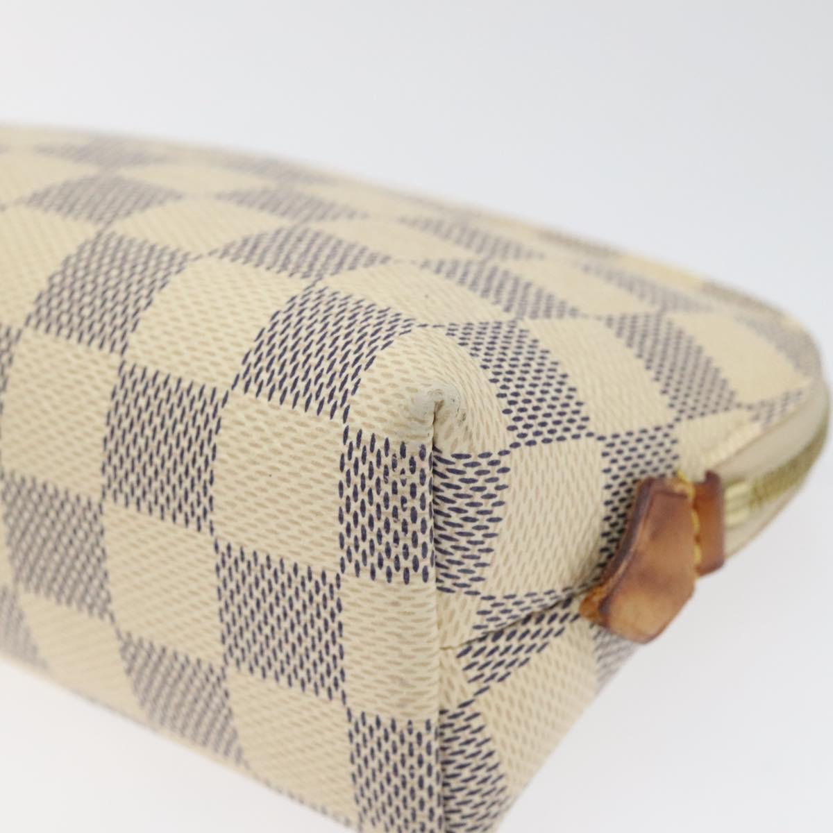 Louis Vuitton Cosmetic Pouch White Canvas Clutch Bag (Pre-Owned)