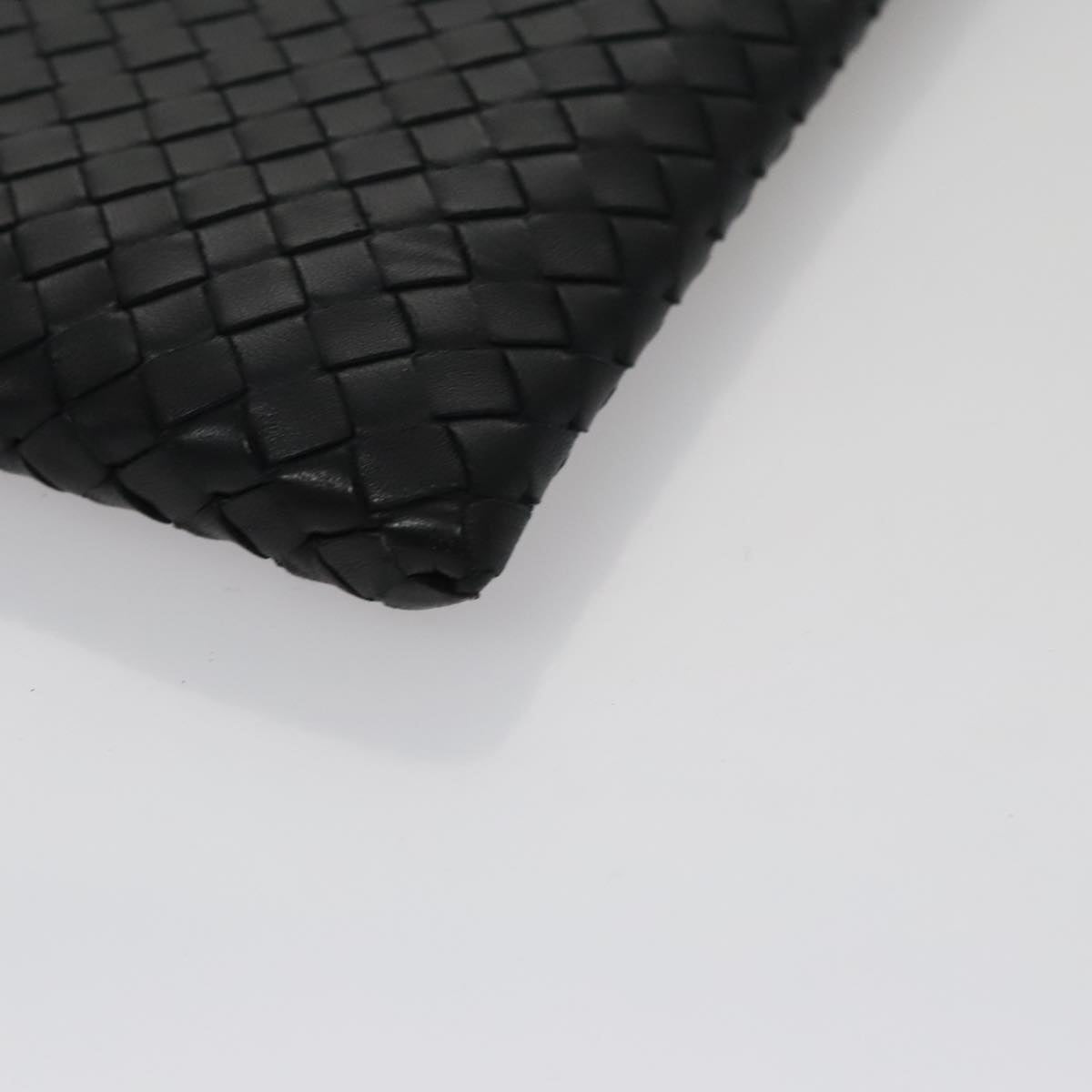 Bottega Veneta Veneta Black Leather Clutch Bag (Pre-Owned)