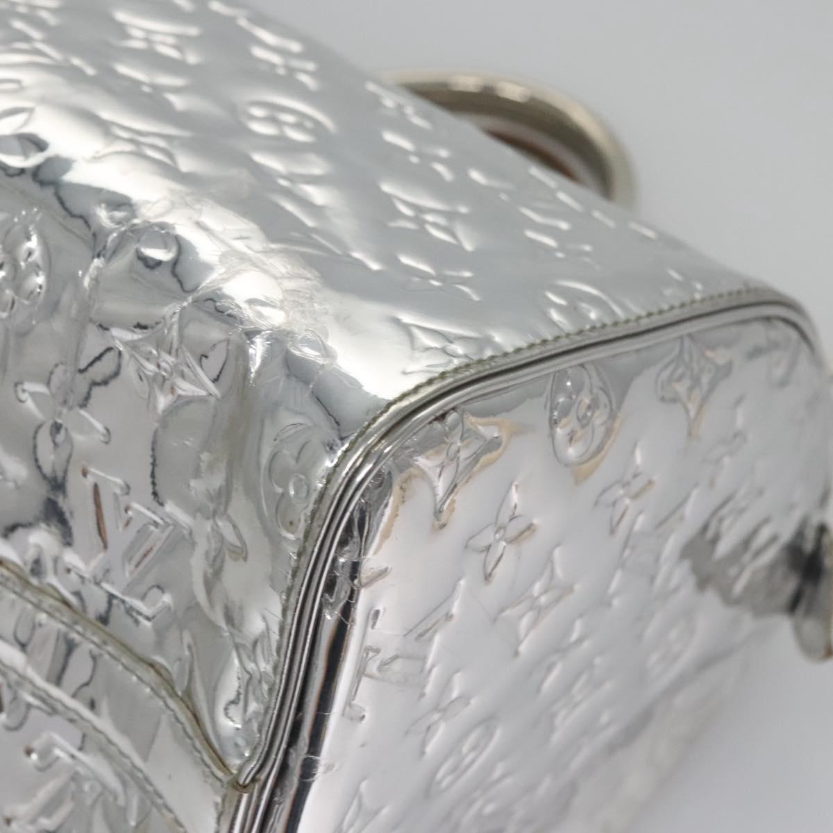 Louis Vuitton Speedy 30 Silver Patent Leather Handbag (Pre-Owned)