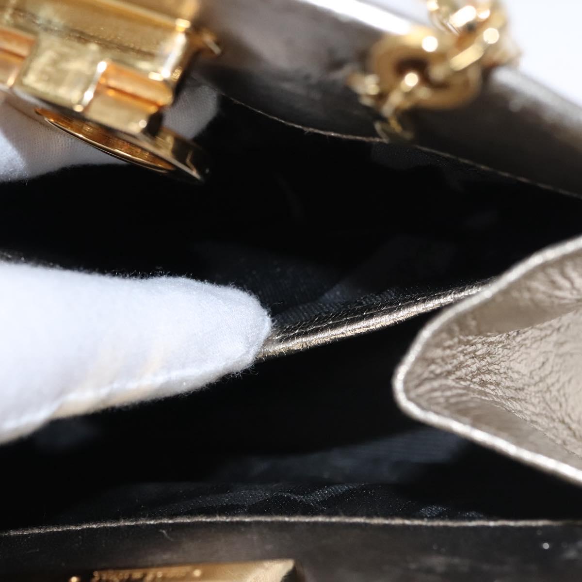 Salvatore Ferragamo Gancini Silver Leather Shoulder Bag (Pre-Owned)