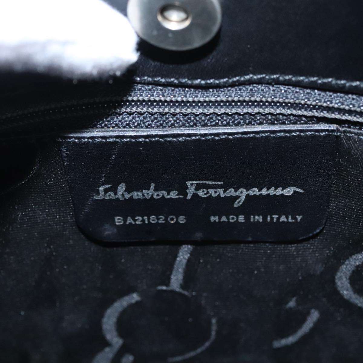 Salvatore Ferragamo Black Leather Shoulder Bag (Pre-Owned)