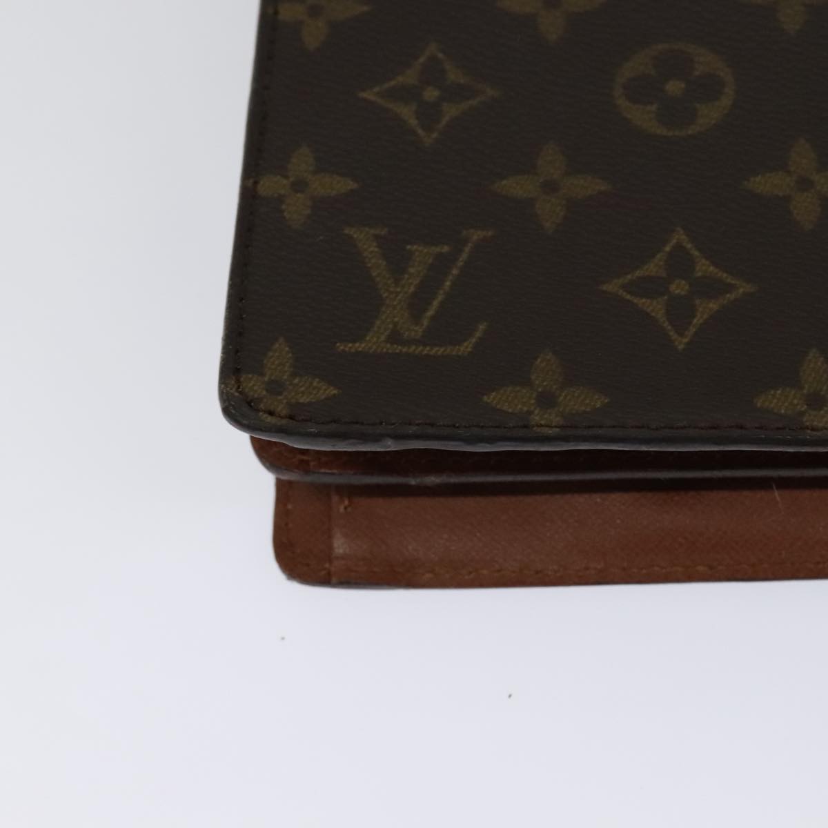Louis Vuitton Courcelle Brown Canvas Shoulder Bag (Pre-Owned)