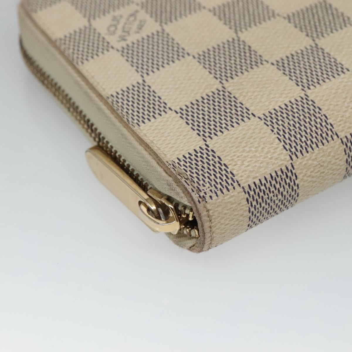 Louis Vuitton Zippy Organizer White Canvas Wallet (Pre-Owned)
