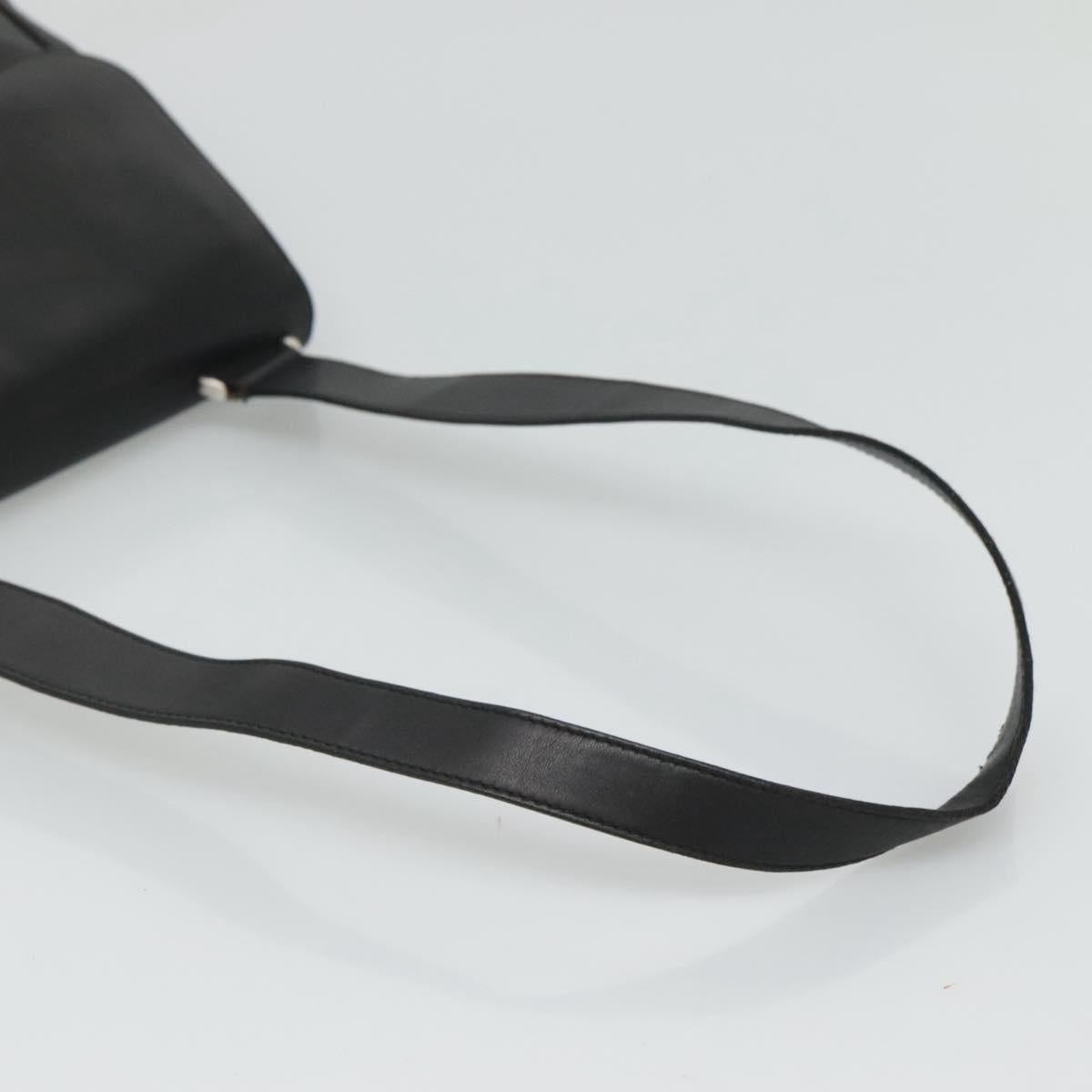Salvatore Ferragamo Gancini Black Leather Shoulder Bag (Pre-Owned)