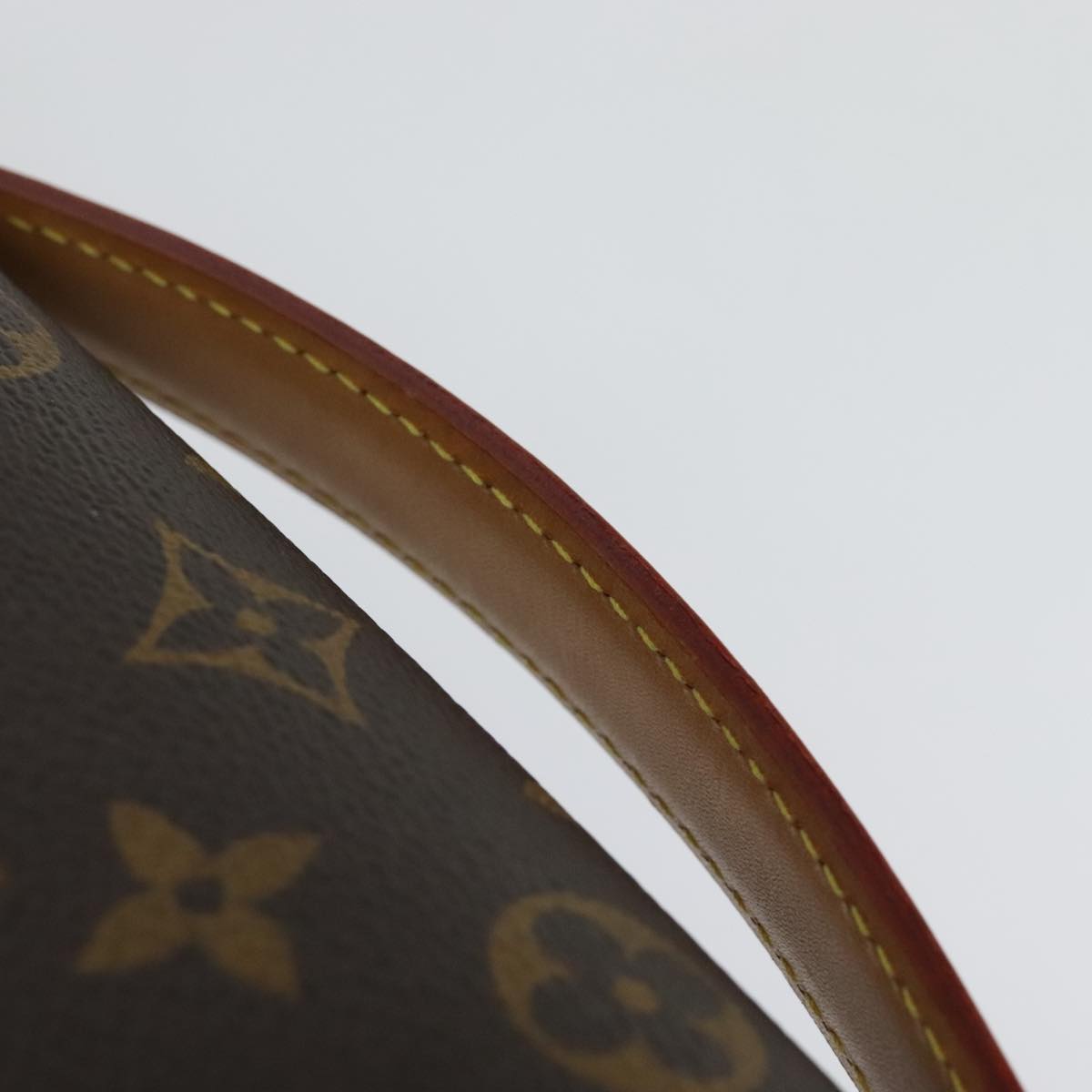 Louis Vuitton Pochette Metis Blue Canvas Handbag (Pre-Owned)