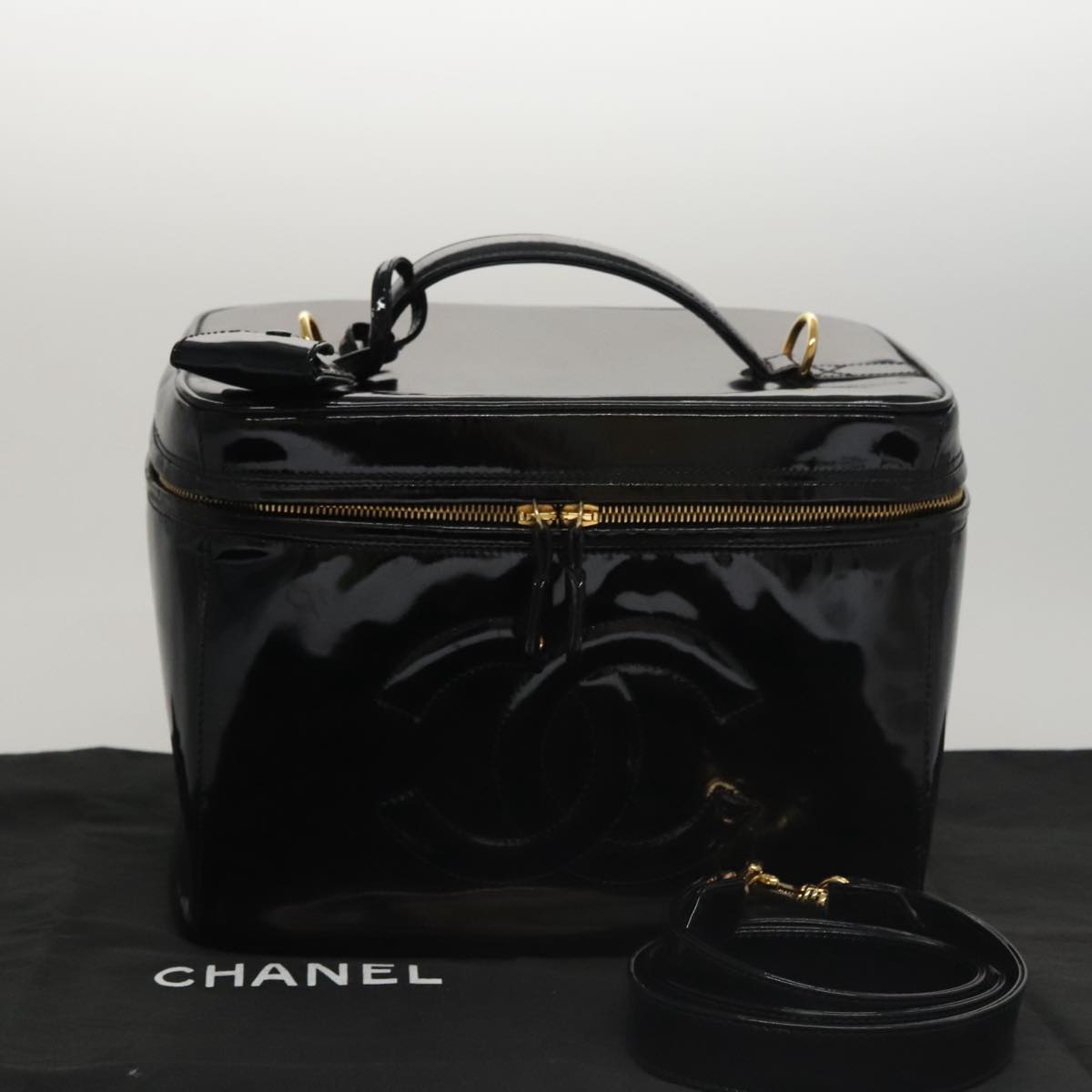 Chanel Vanity Black Patent Leather Clutch Bag (Pre-Owned)