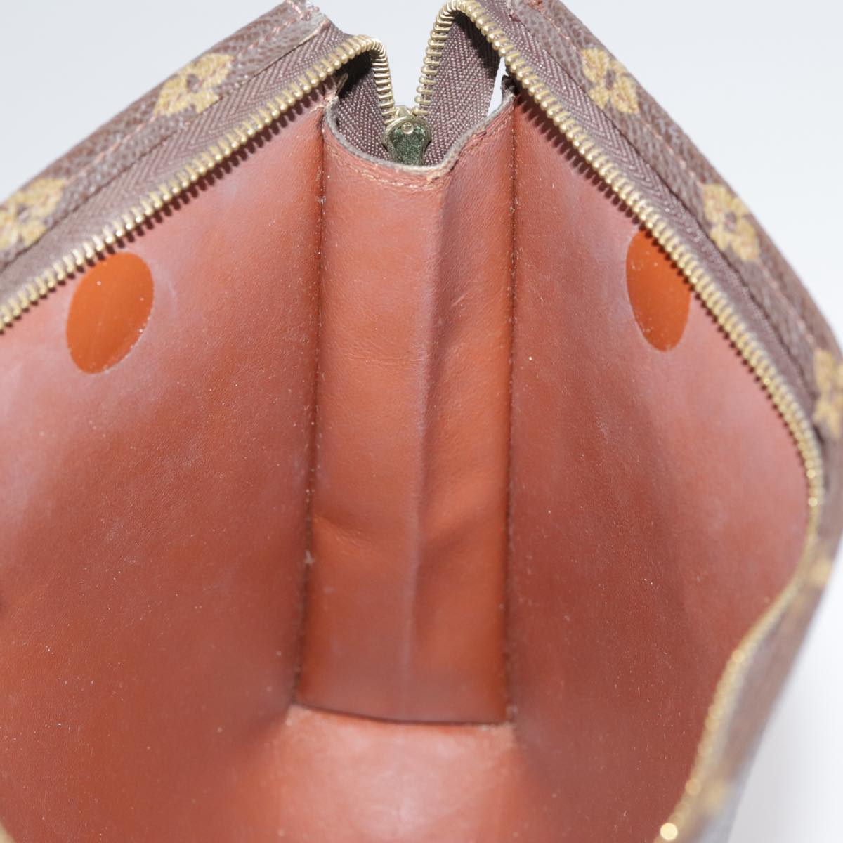 Louis Vuitton Trousse De Toilette Brown Canvas Clutch Bag (Pre-Owned)
