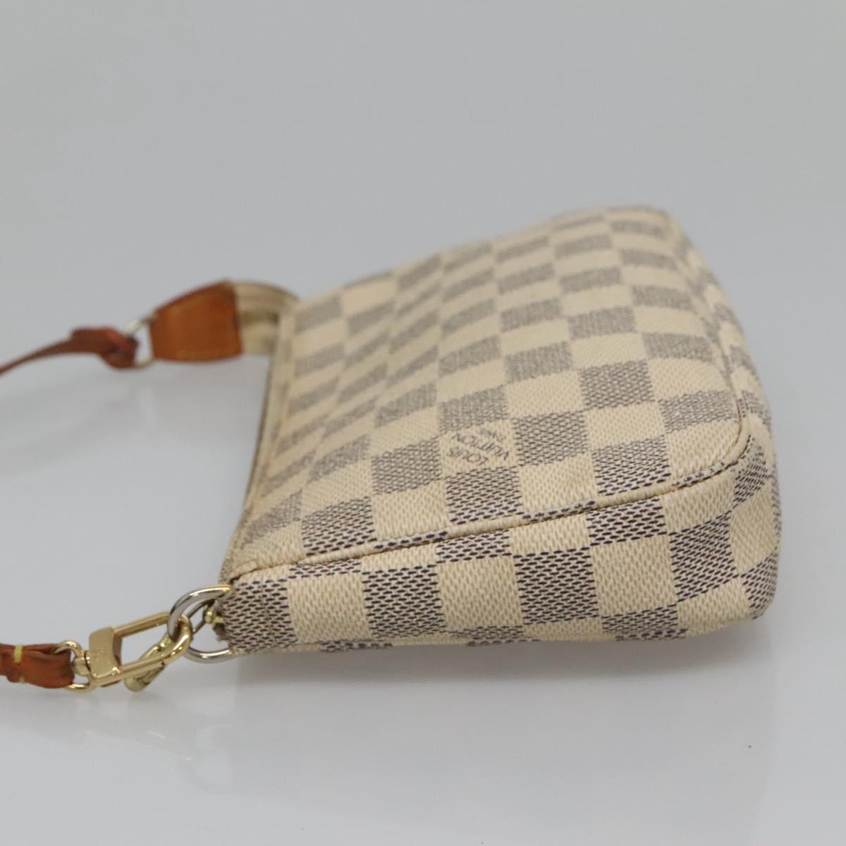 Louis Vuitton Pochette Accessoire White Canvas Clutch Bag (Pre-Owned)